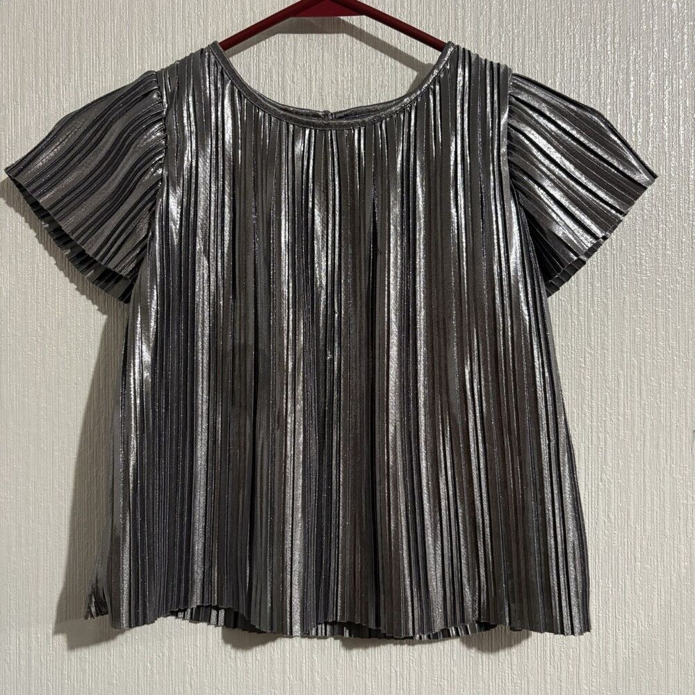 Shimmer Silver Girls Short Sleeve Shirt Cat & Jack Holiday Party Girls S (6/7)